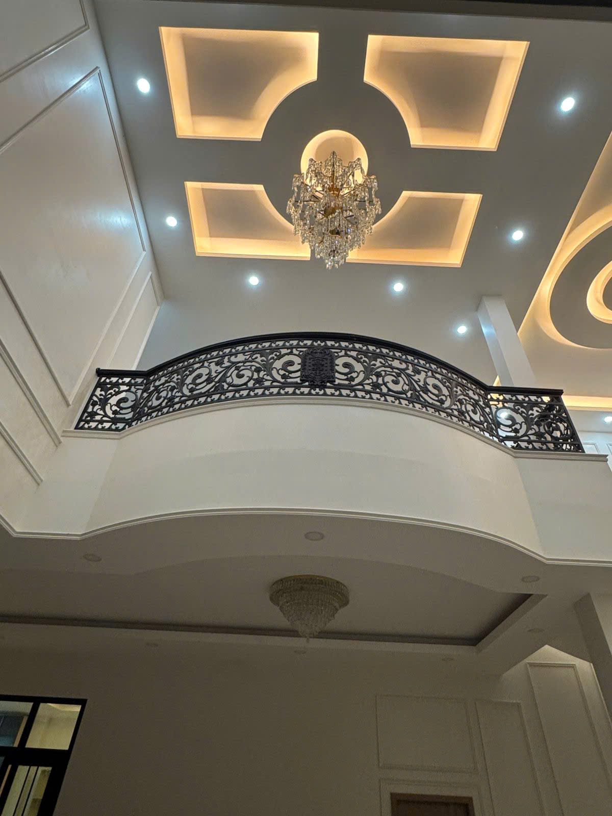 Lan can nhôm đúc Uốn Cong
