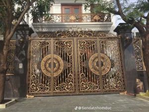 Cổng nhôm đúc 4 Cánh Trống Đồng Phố