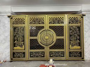 Cổng nhôm đúc 4 Cánh Trống Đồng Tứ Quý