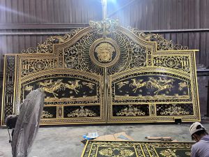 Cổng nhôm đúc Trống Đồng Ngựa